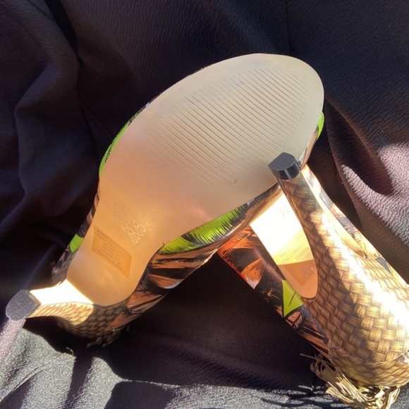 IRON FIST TIKI TOES LADIES PLATFORM SHOES - Picture 9 of 12